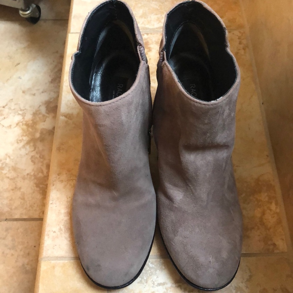 Rachel Zoe Taupe suede ankle booties!